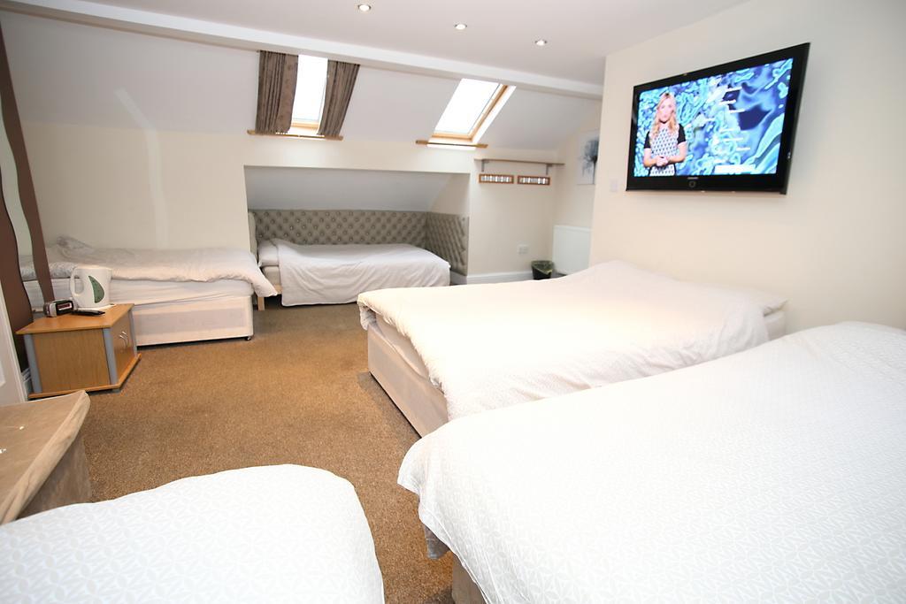 Soccer Suite Liverpool Quarto foto